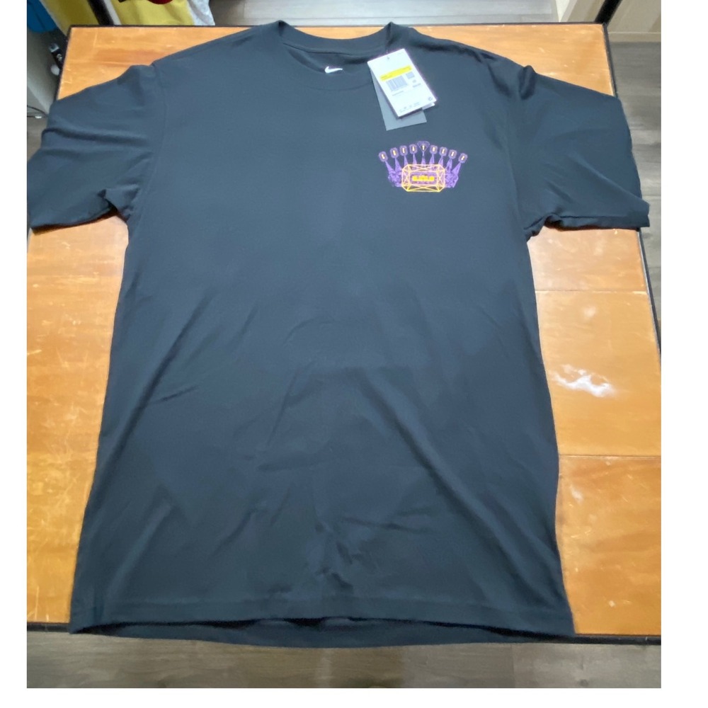NWT Nike LeBron James T-Shirt Mens Small Black Greatness Graphic Tee